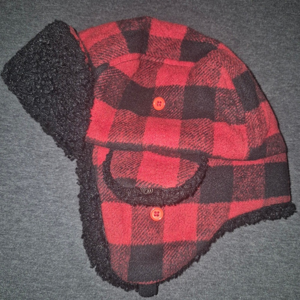 Target Trapper Hat Boys S/M Red Buffalo Plaid Faux Sherpa Fleece Lined Ear Flaps